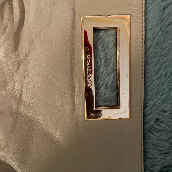 Michael Kors grey magnet clutch - Picture 3 of 7